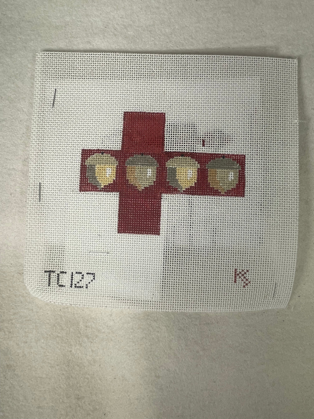 *SALE Kathy Schenkel TC127 Acorns on Red Tiny Cube