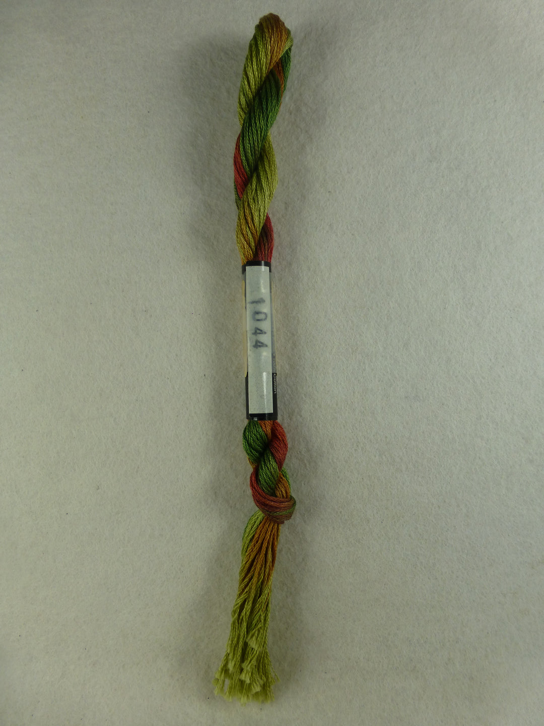 O/D Floss 1044 Chili Peppers