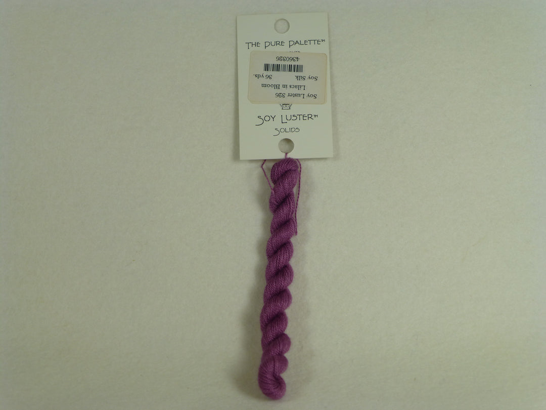 Soy Luster 326 Lilacs in Bloom