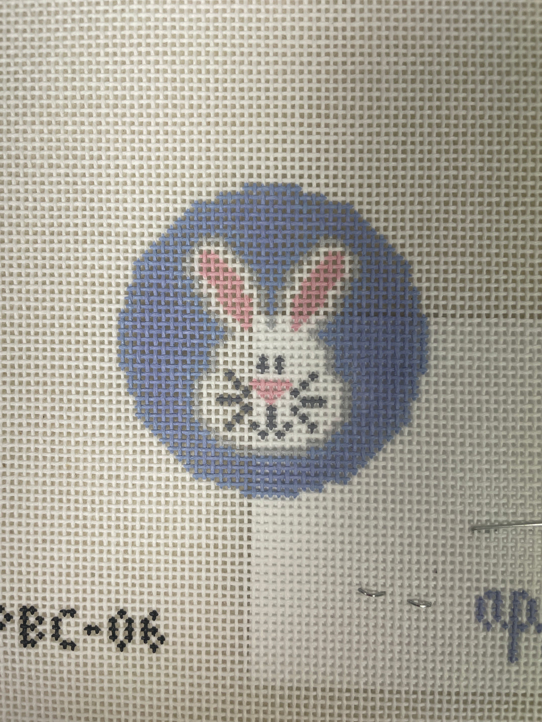 Melissa Loves Needlepoint APBC06 Bunny Bag Tag