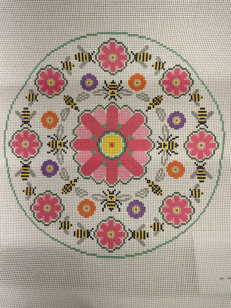 * Doolittle Stitchery P128 Flower and Bee's Round
