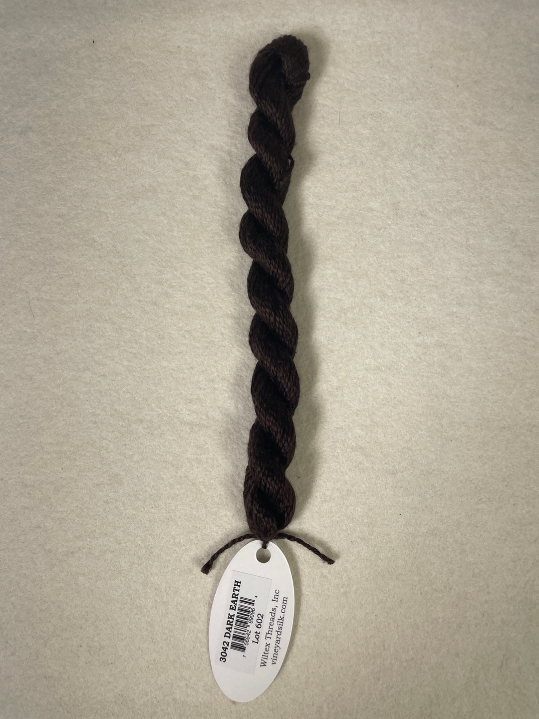 Vineyard Thirteen Silk - 3042 DARK EARTH