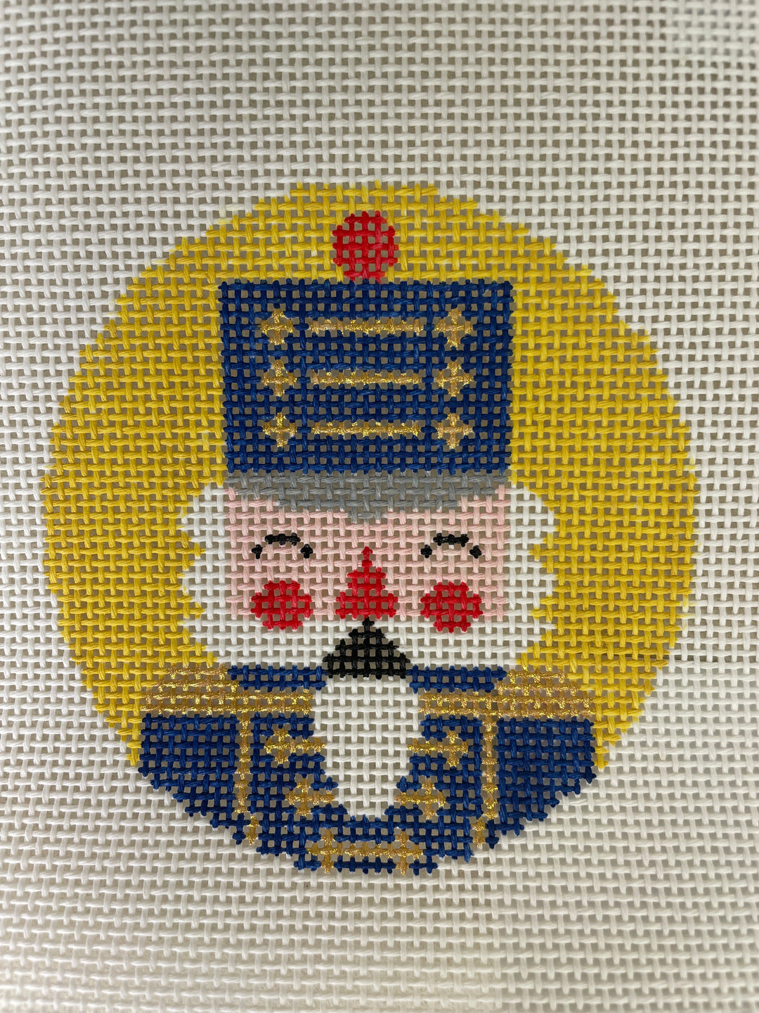 * Love mhb Studio CHR146 Nutcracker Horatio Round