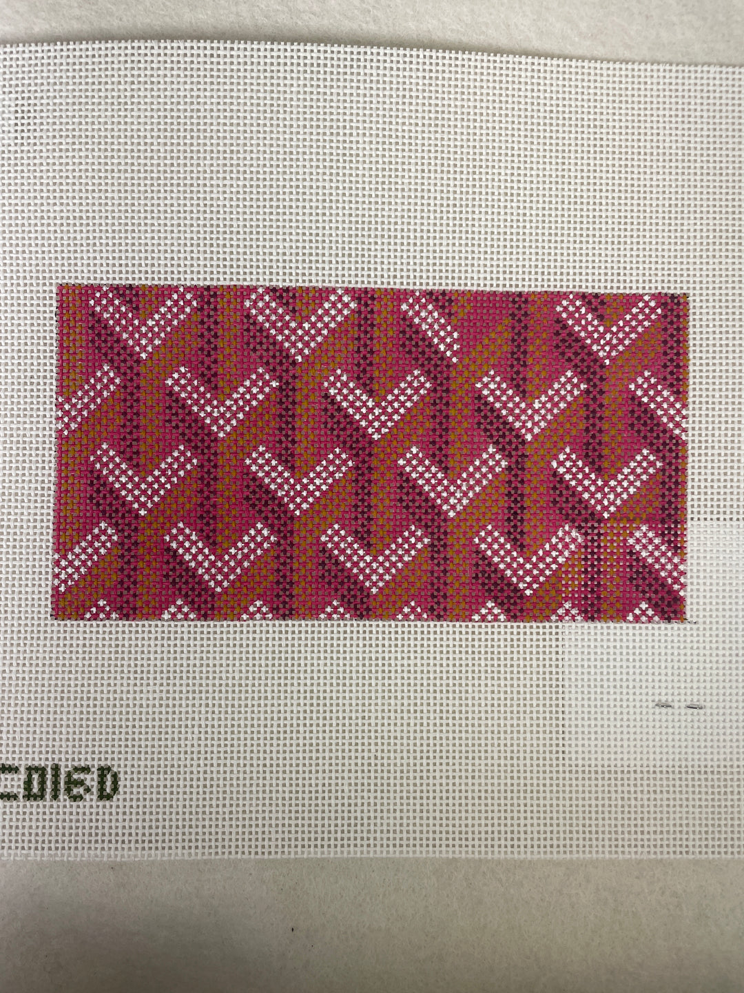 *Elm Tree Needlepoint Designs XEC016D Everyday Clutch Goyard Insert- Pink