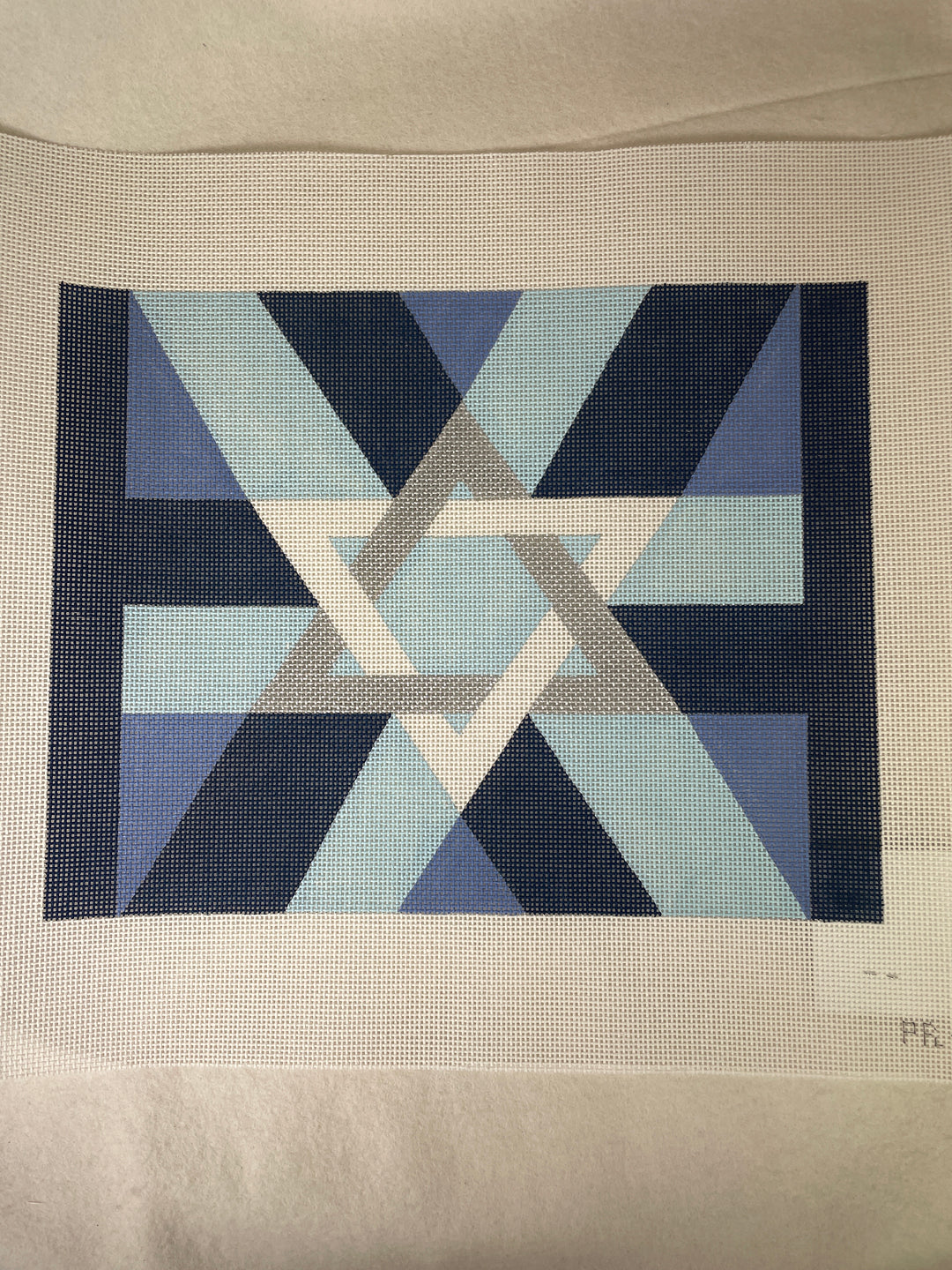 * Gone Stitching PR139 Blue / Silver Tallis Bag