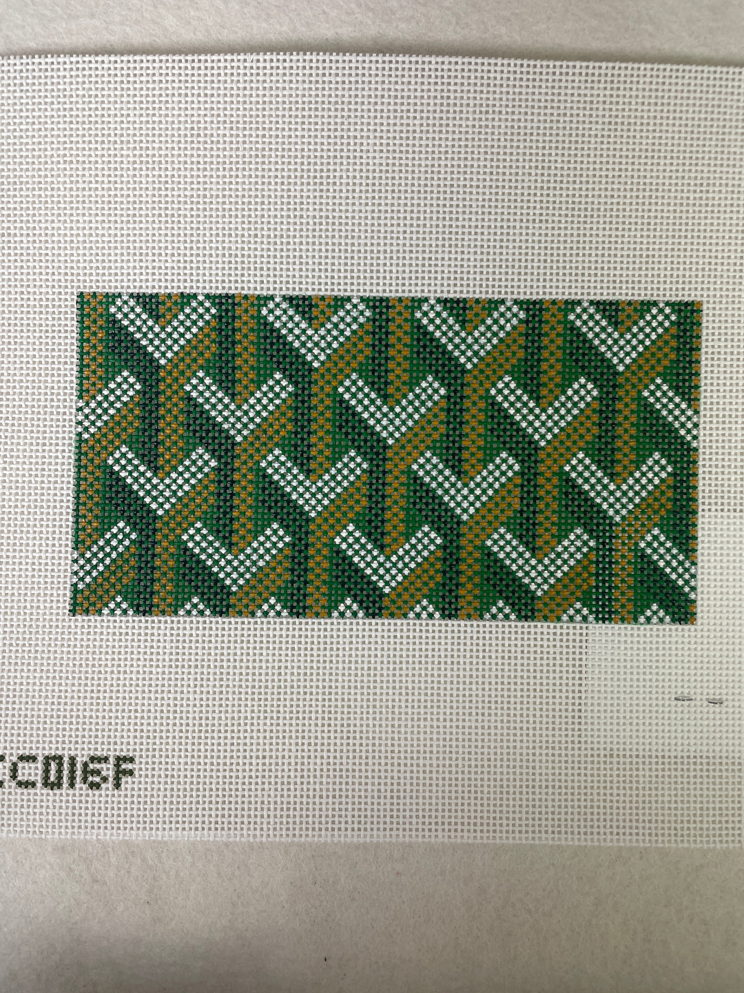 *Elm Tree Needlepoint Designs XEC016F Everyday Clutch Goyard Insert- Green