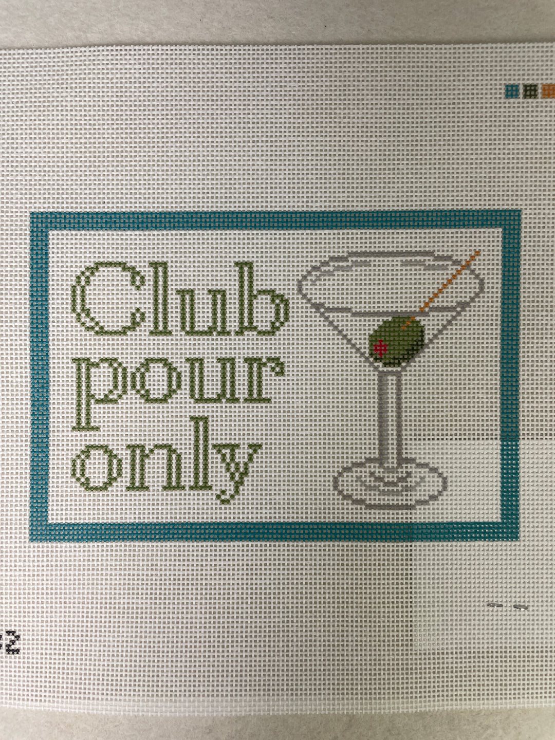 NeedlePaint 161132 Club Pour Only