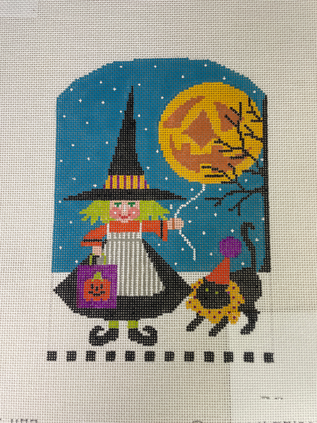 * Shelly Tribbey H09 Balloon Witch