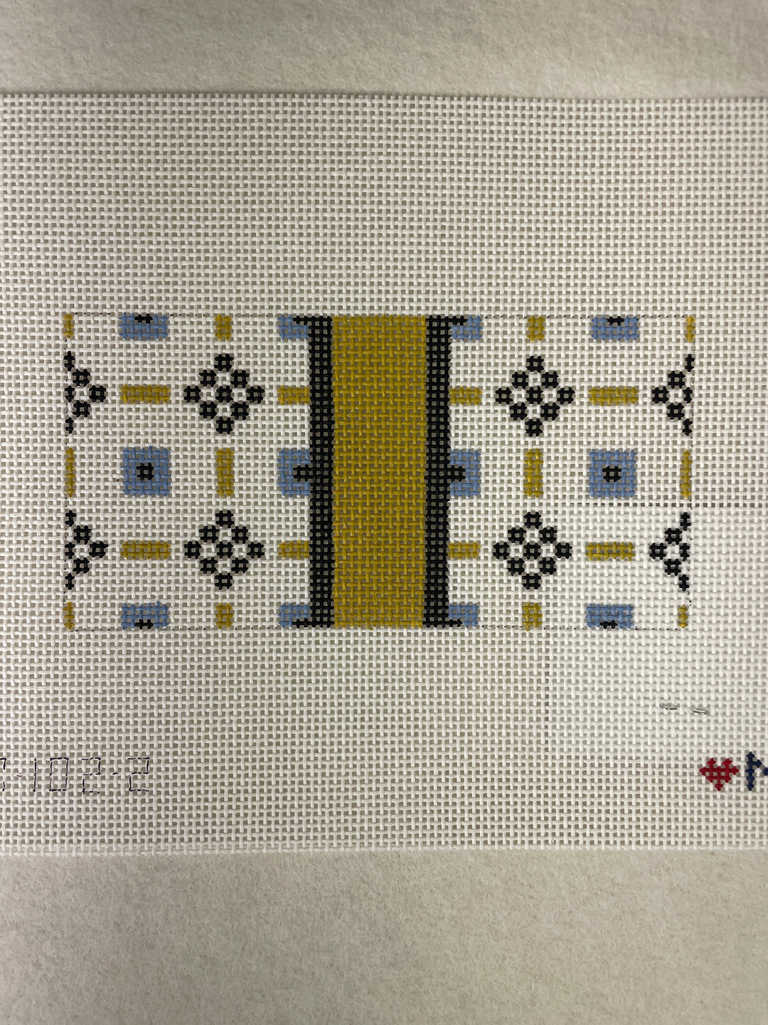 * Love mhb Studio 102-2 Geo Tile Insert