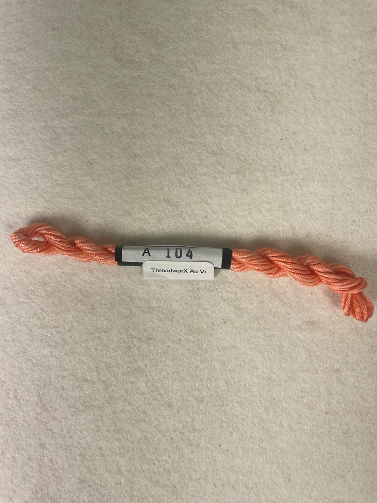 ThreadworX Au Ver A Soie O/D Silk-  A104 Fuzzy Peach