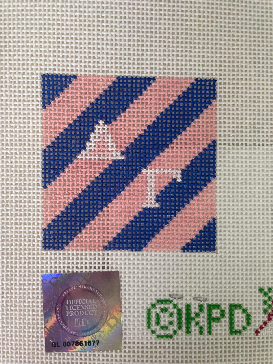 Kangaroo Paw Designs 2E23 Delta Gamma 2inch Stripe Square