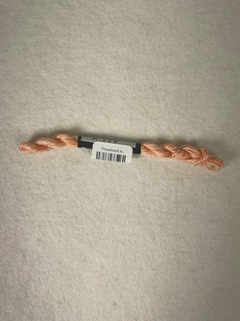 ThreadworX Au Ver A Soie O/D Silk-  A106 Apricot
