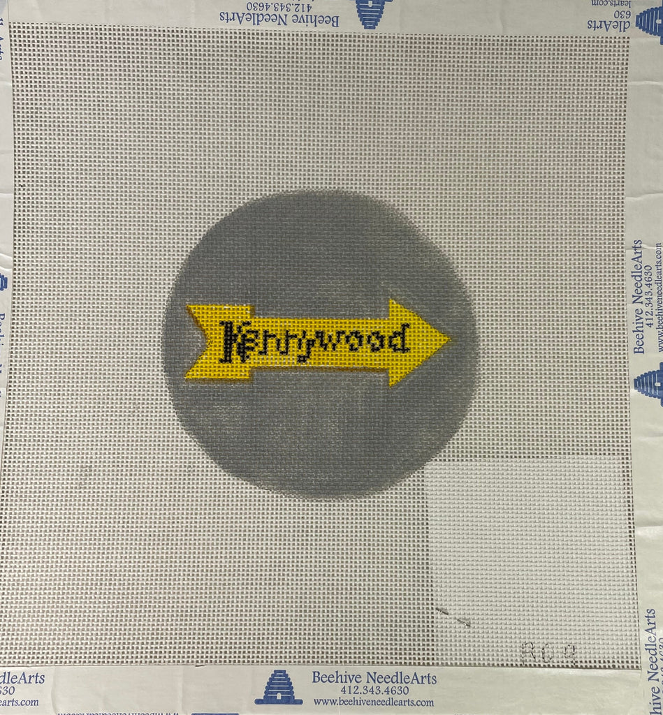 * Mercury Designs R09 Kennywood Yellow Arrow Sign