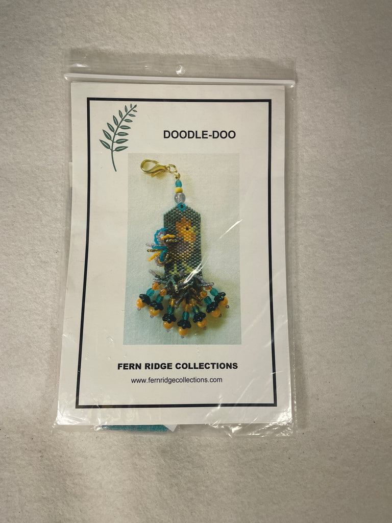 * SALE / Fern Ridge Collections 701 Doodle Doo Fob