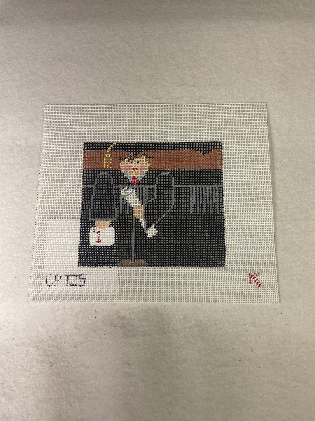 * SALE / Kathy Schenkel CP125 Male Graduate Roll-up