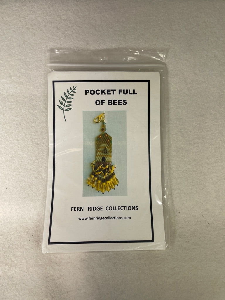 * SALE / Fern Ridge Collections 701 Pocketful of Bees