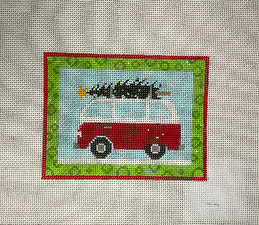 * Pippin P-ET-042 Van with Christmas Tree