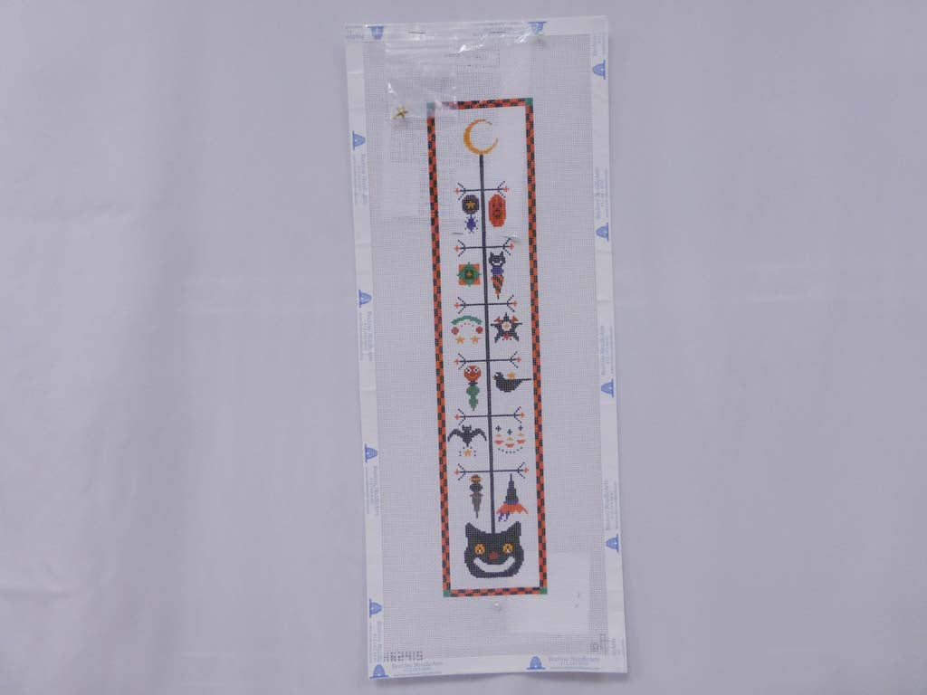 * Artist Collection HS2415 Halloween Tree