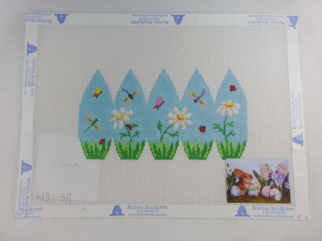 Susan Roberts Needlepoint Designs 0413 Daisies & Bugs