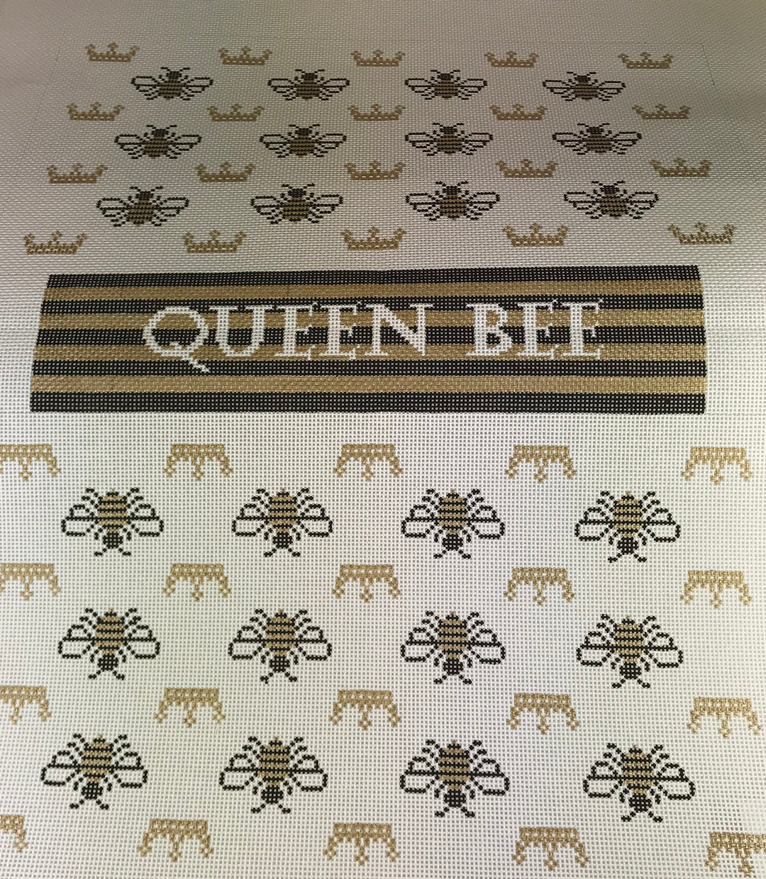 *SALE Kimberly Ann Needlepoint TB 10 Queen Bee