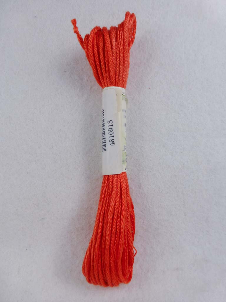 Soie d'Alger 913  by Au Ver a Soie From Beehive Needle Arts