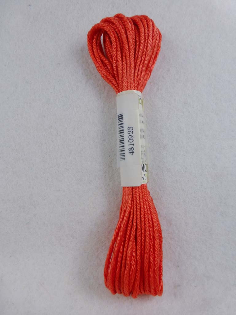 Soie d'Alger 923  by Au Ver a Soie From Beehive Needle Arts