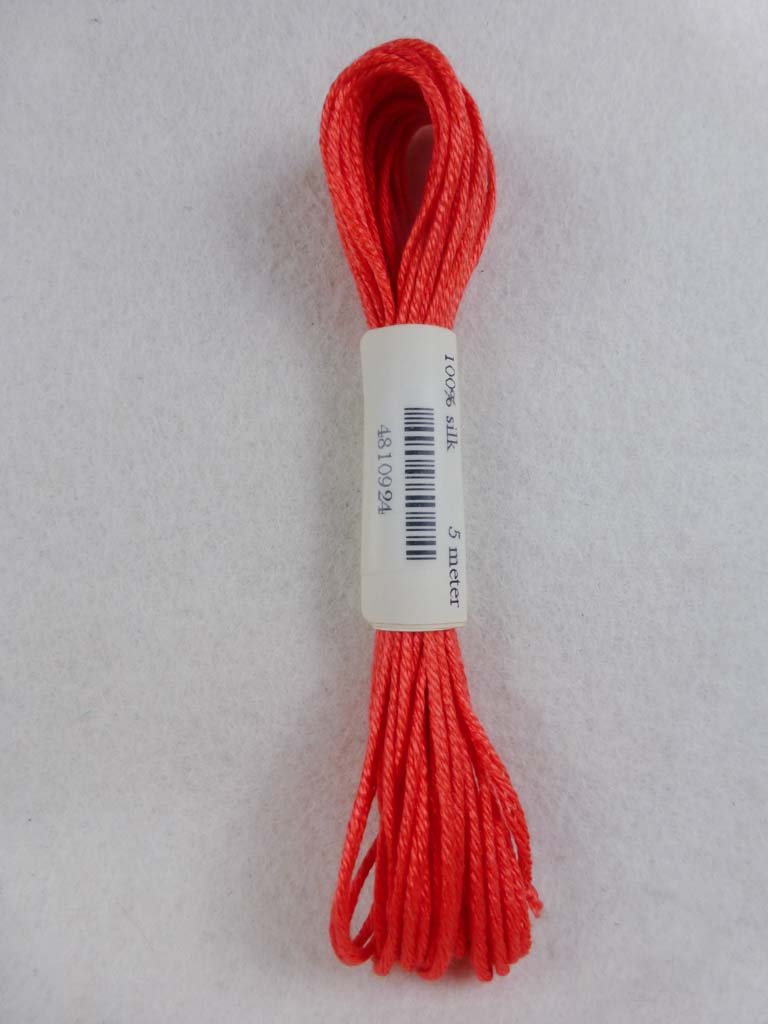 Soie d'Alger 924  by Au Ver a Soie From Beehive Needle Arts