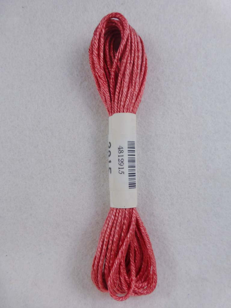 Soie d'Alger 2915  by Au Ver a Soie From Beehive Needle Arts