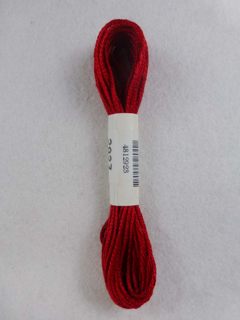 Soie d'Alger 2923  by Au Ver a Soie From Beehive Needle Arts