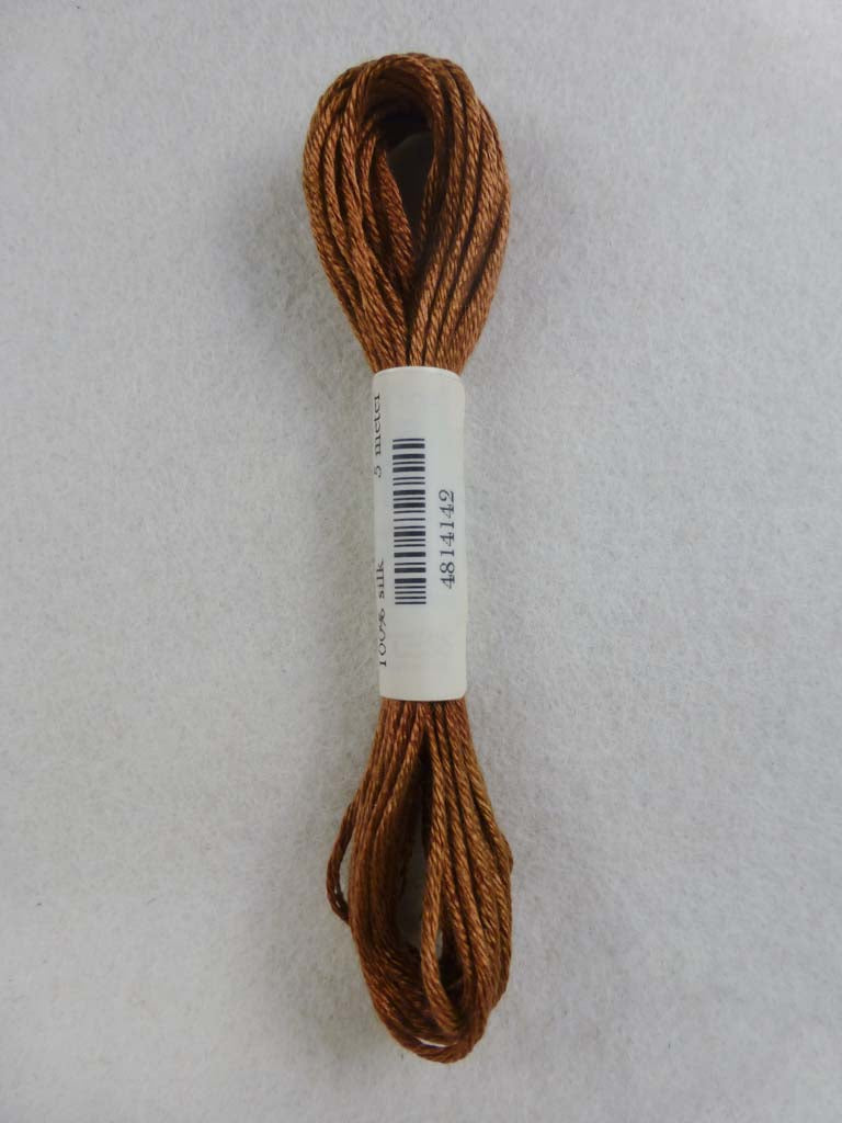 Soie d'Alger 4142  by Au Ver a Soie From Beehive Needle Arts