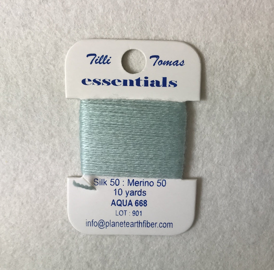 Essentials 668 Aqua