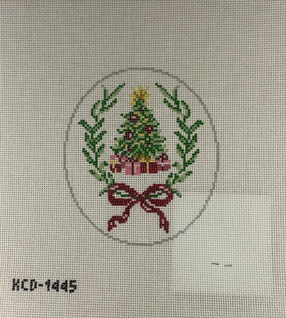 * Christmas Tree Oval Ornament KCD1445