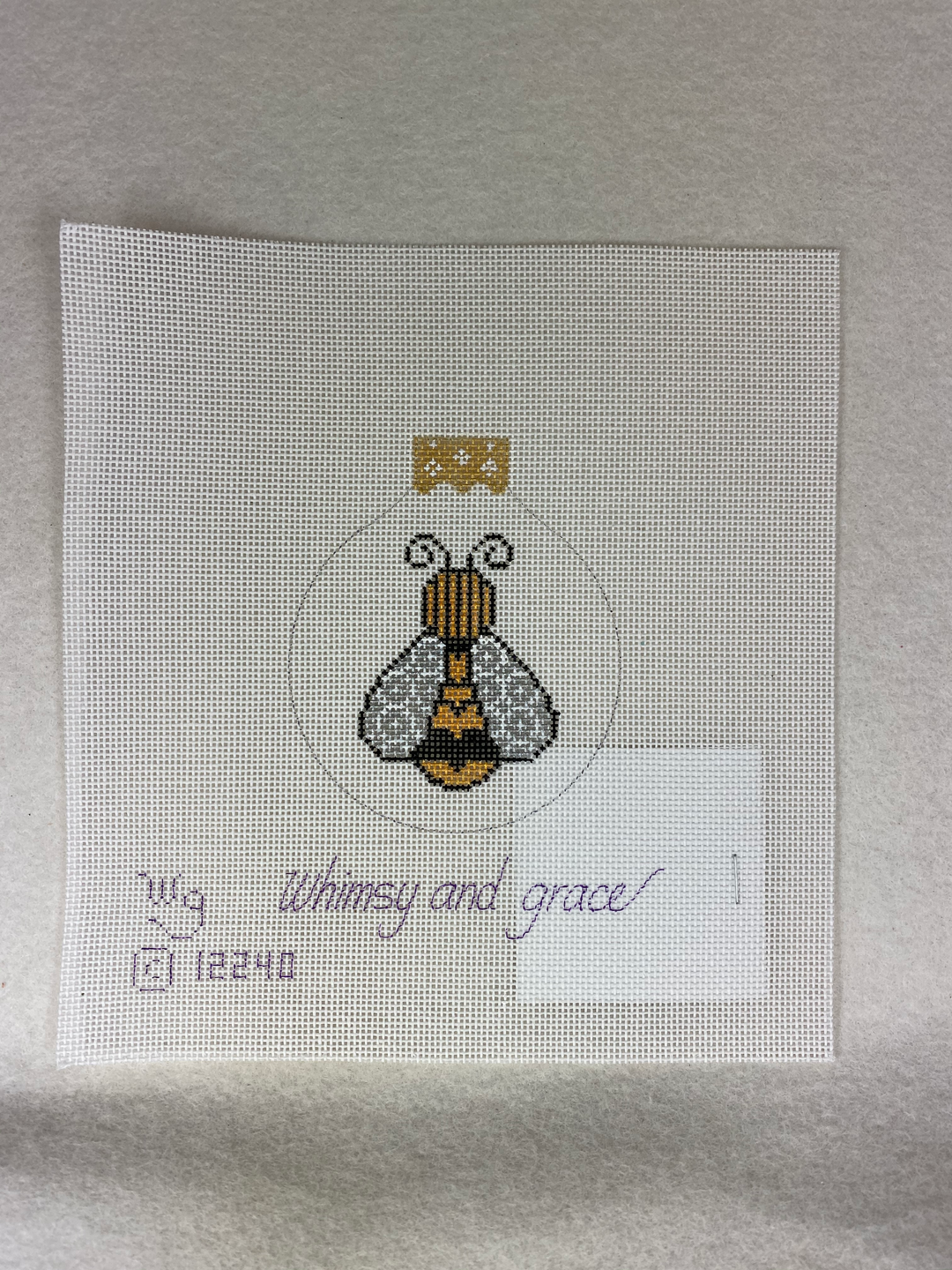 * Whimsy and Grace Wg12240 W-Bee Reflection