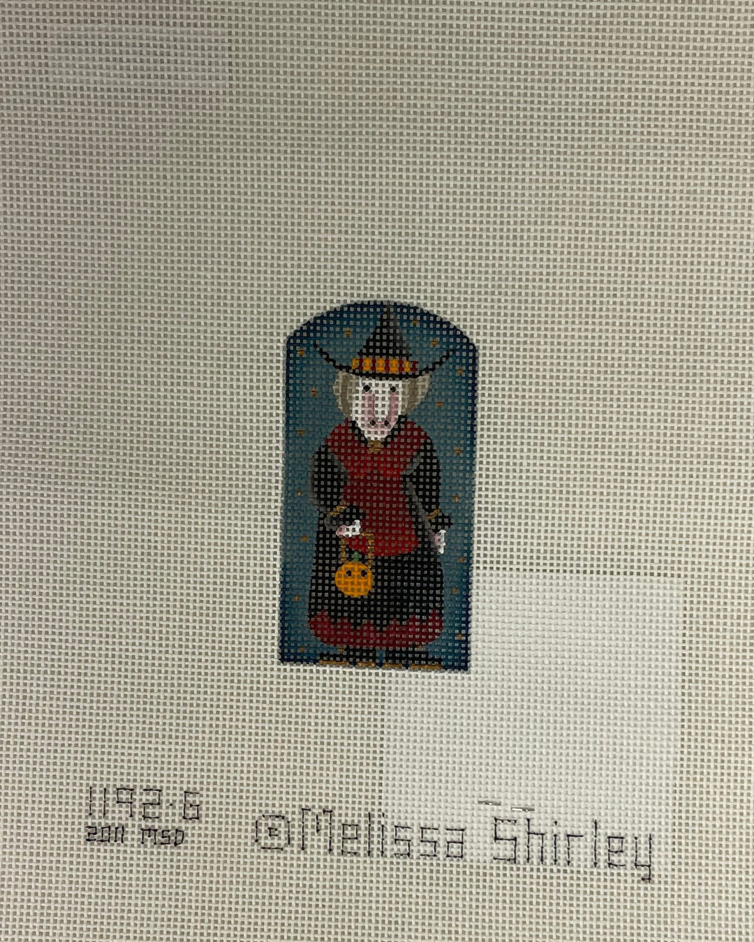 * Melissa Shirley 1192G Aunt VY Russ Half Thimble